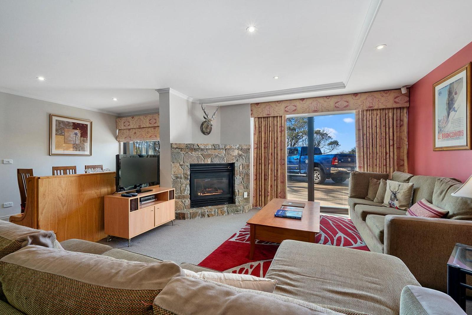 Hotel Pension Grimus Mount Buller Exterior foto