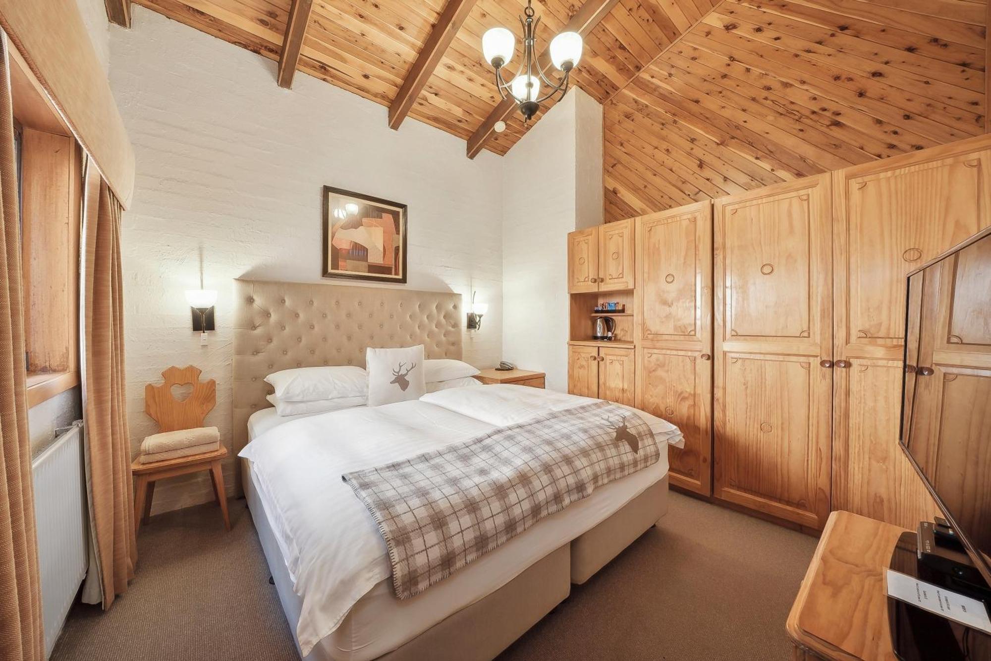 Hotel Pension Grimus Mount Buller Exterior foto
