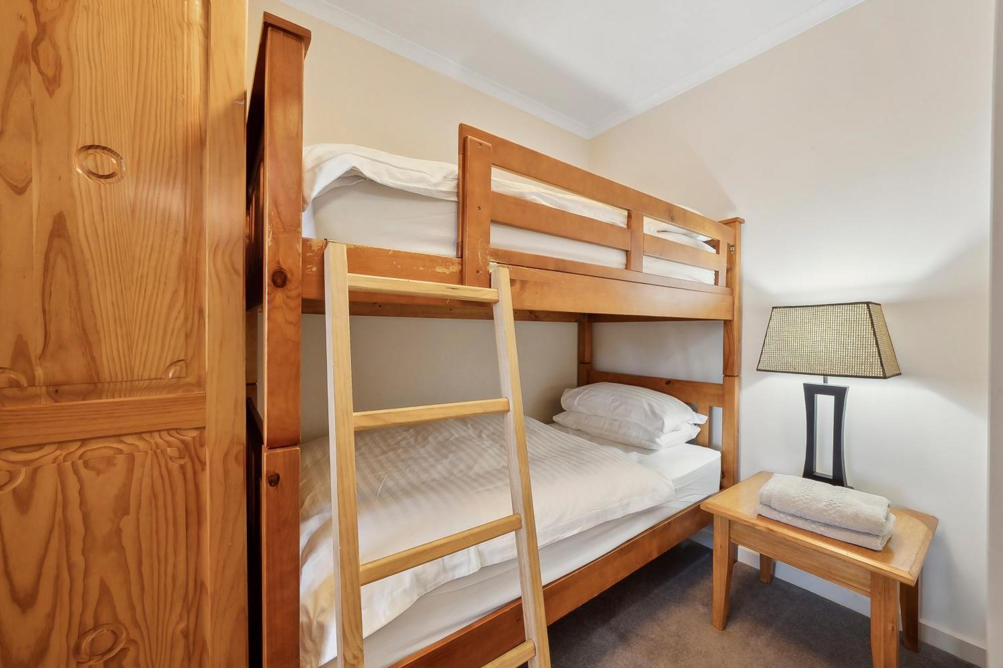 Hotel Pension Grimus Mount Buller Exterior foto